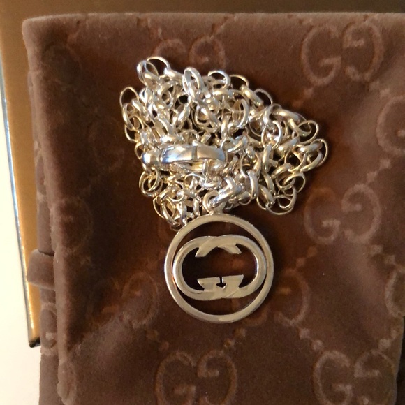 Gucci Interlocking G sterling silver necklace - Picture 7 of 13
